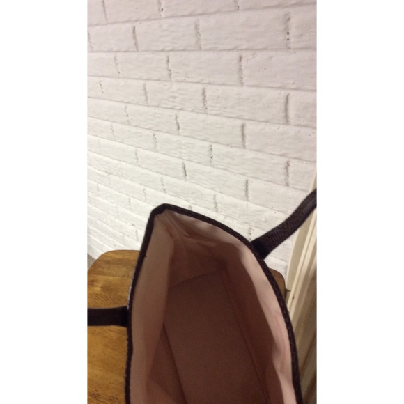 Victoria's Secret Animal Print Handbag - Picture 5 of 8